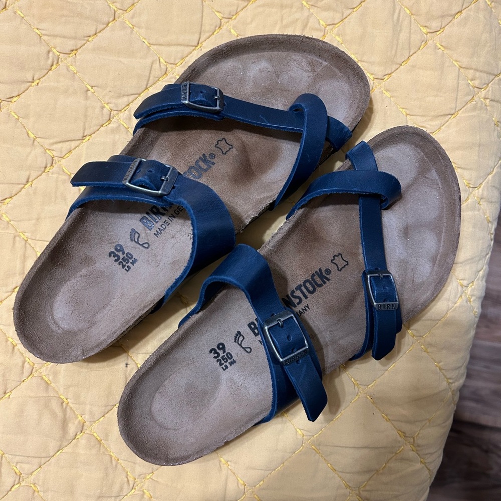 Birkenstock Mayari Birko-Flor Navy size 8.5/39